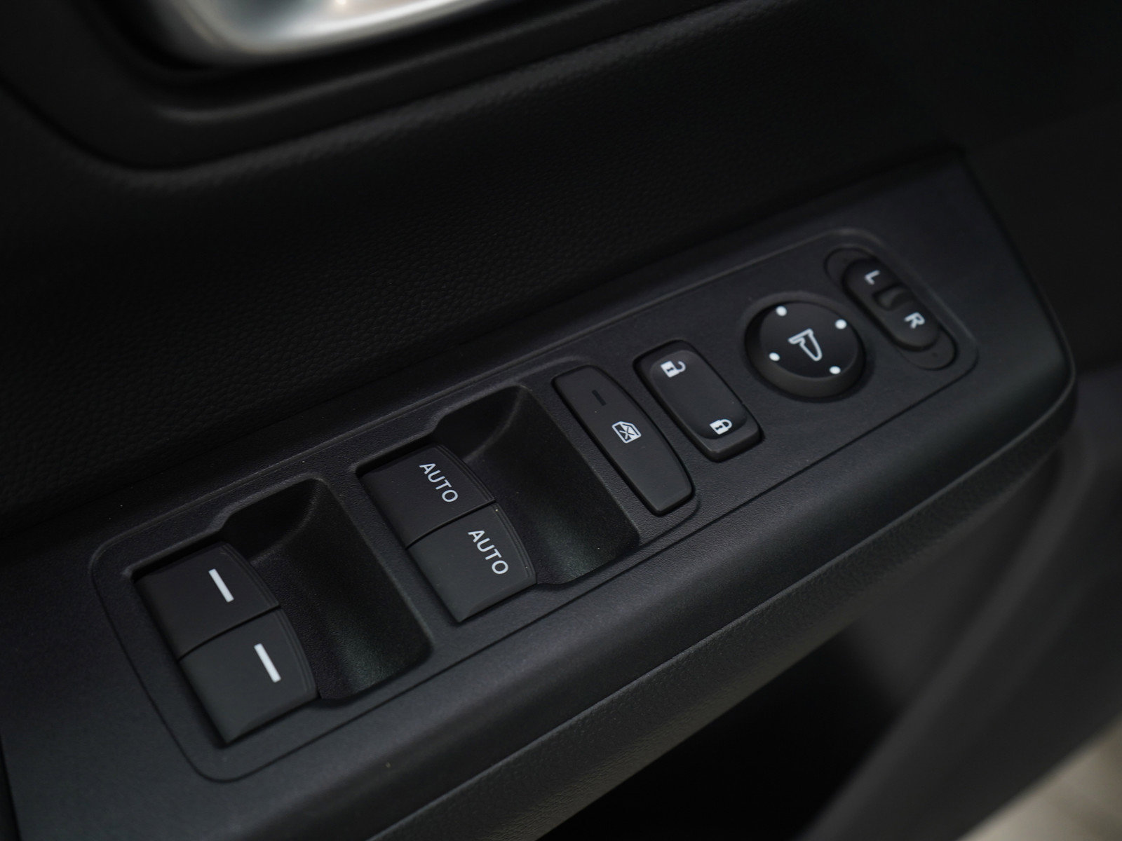 Used 2024 Honda CR-V EX image 21