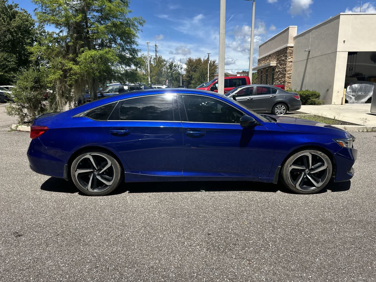 Used 2022 Honda Accord Sport image 7