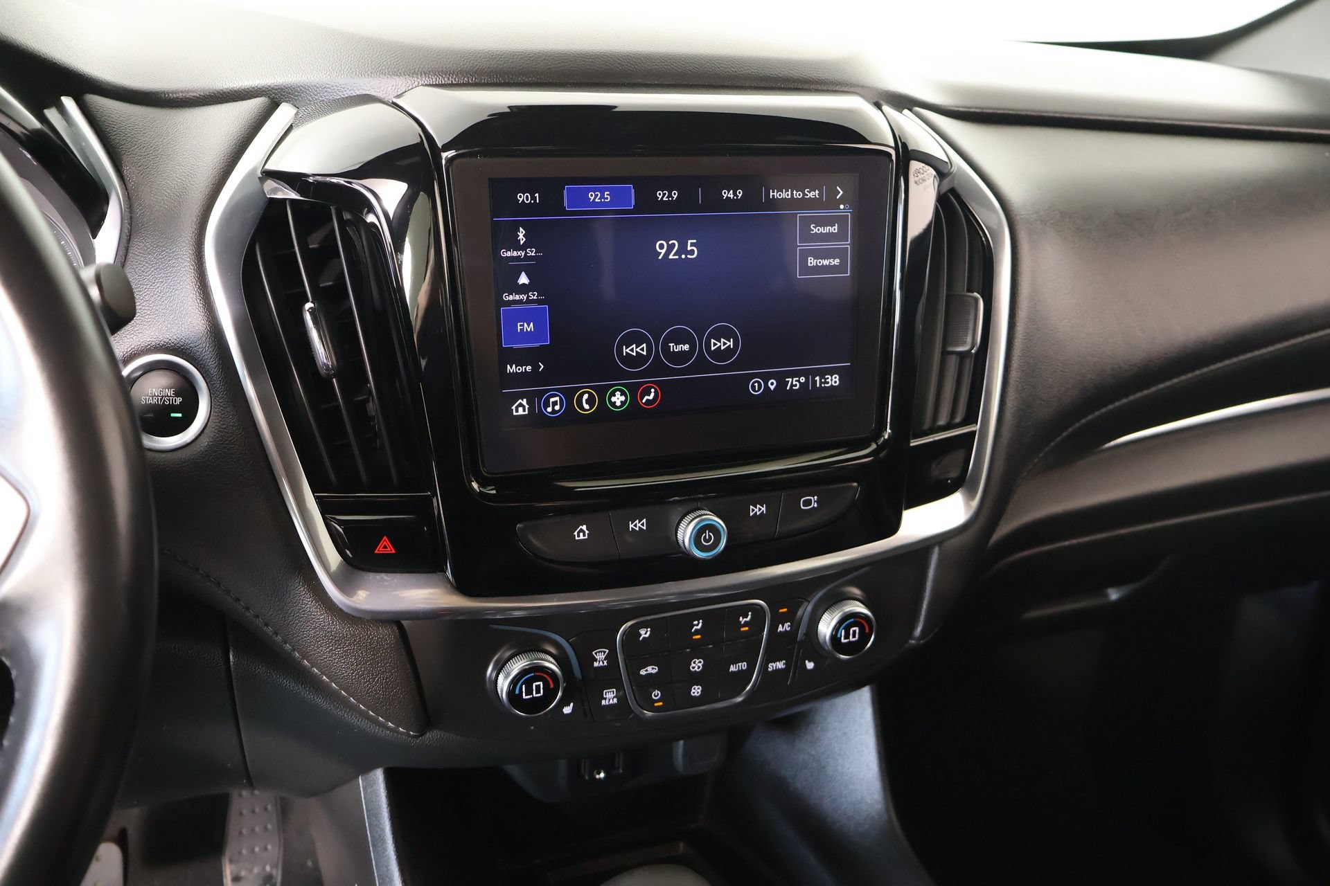 Used 2022 Chevrolet Traverse LT AWD/4WD image 5