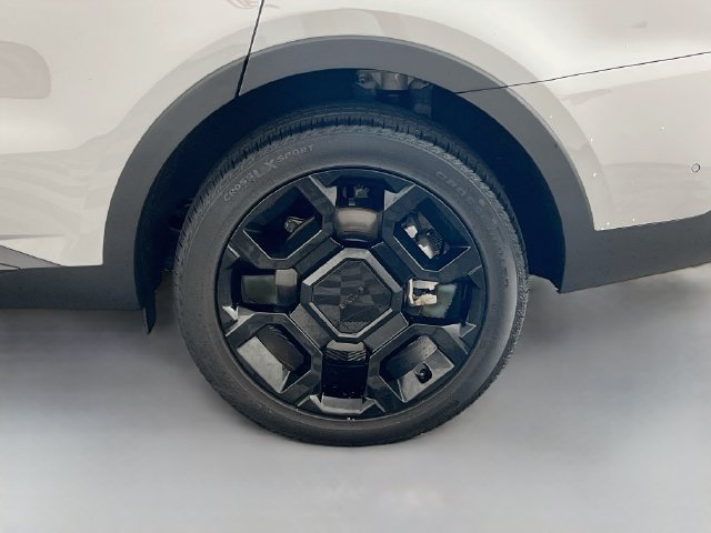 Used 2025 Kia Sorento SX AWD/4WD image 39