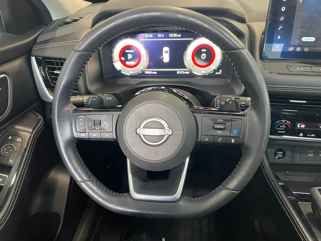 Certified 2024 Nissan Rogue Platinum FWD image 14