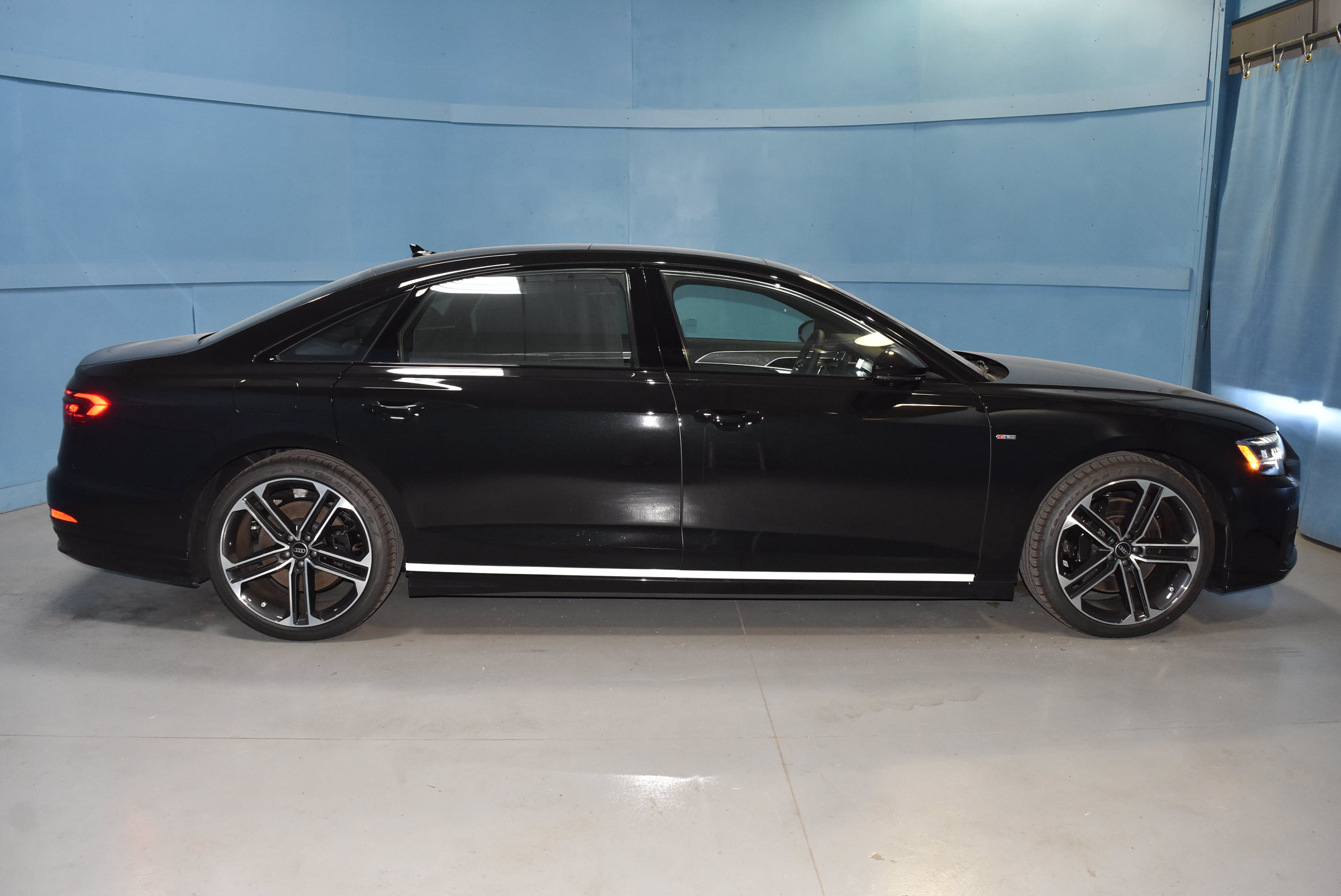 New 2026 Audi A8 L 3.0T AWD/4WD image 18