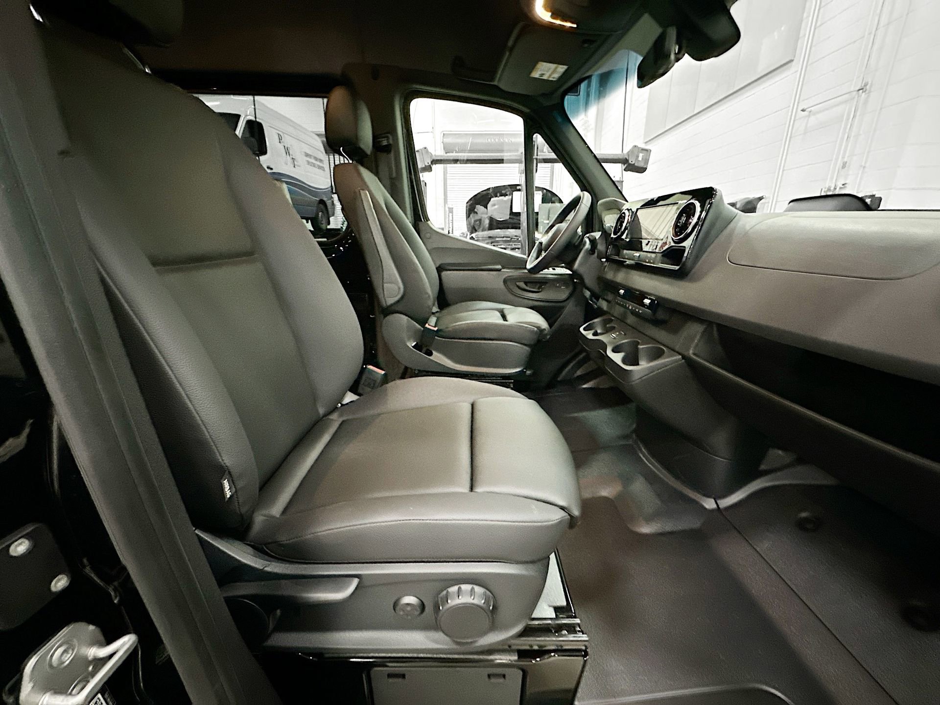 New 2026 Mercedes-Benz Sprinter 3500 image 27