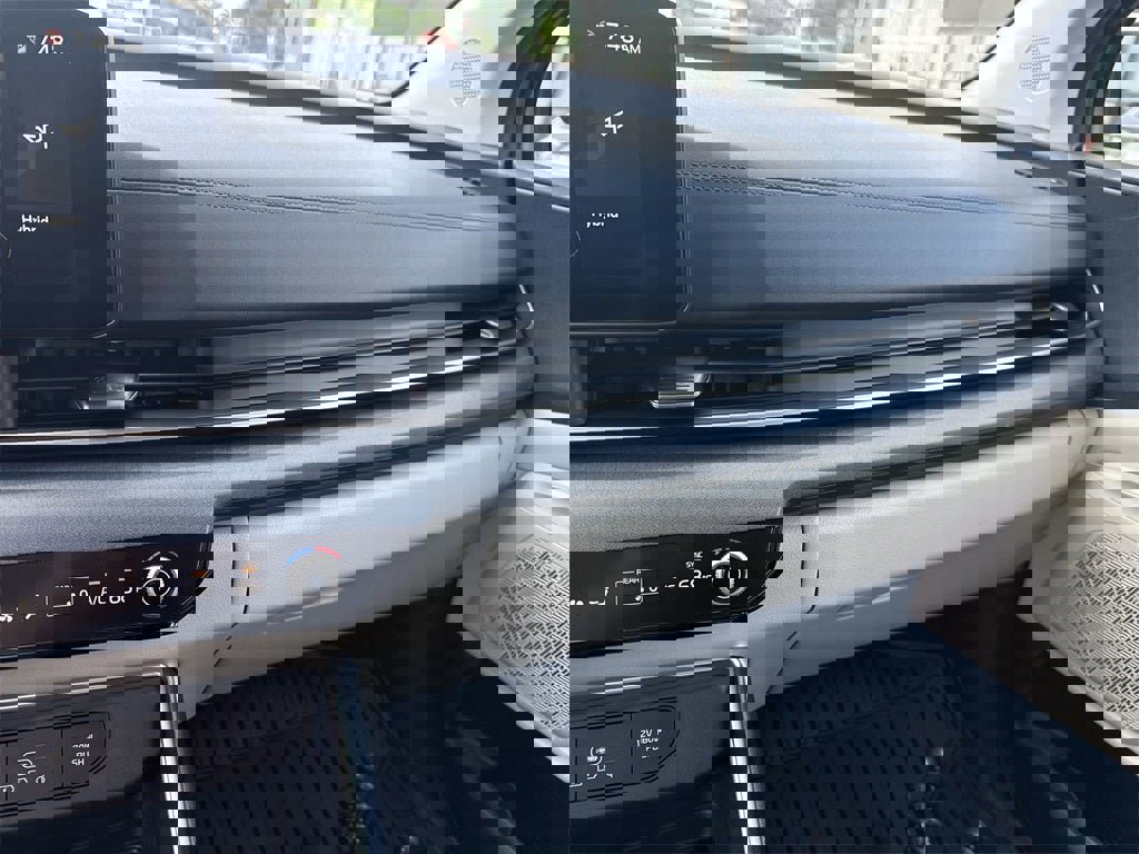New 2026 Kia Carnival EX image 11