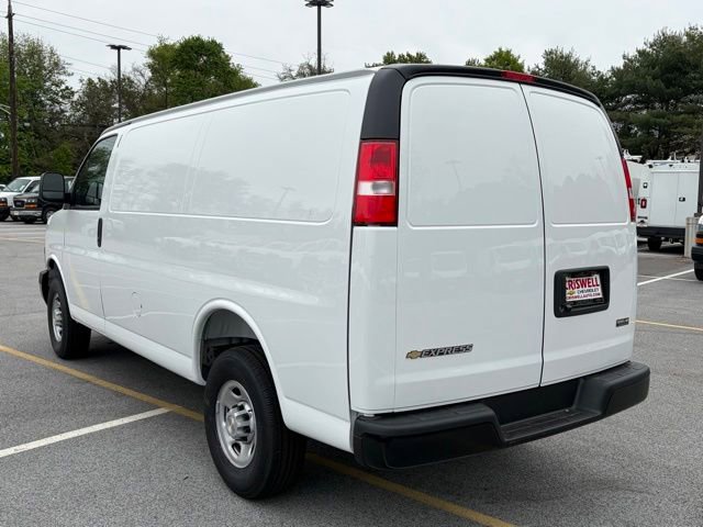 New 2026 Chevrolet Express 2500 w/ Driver Convenience Package RWD image 5