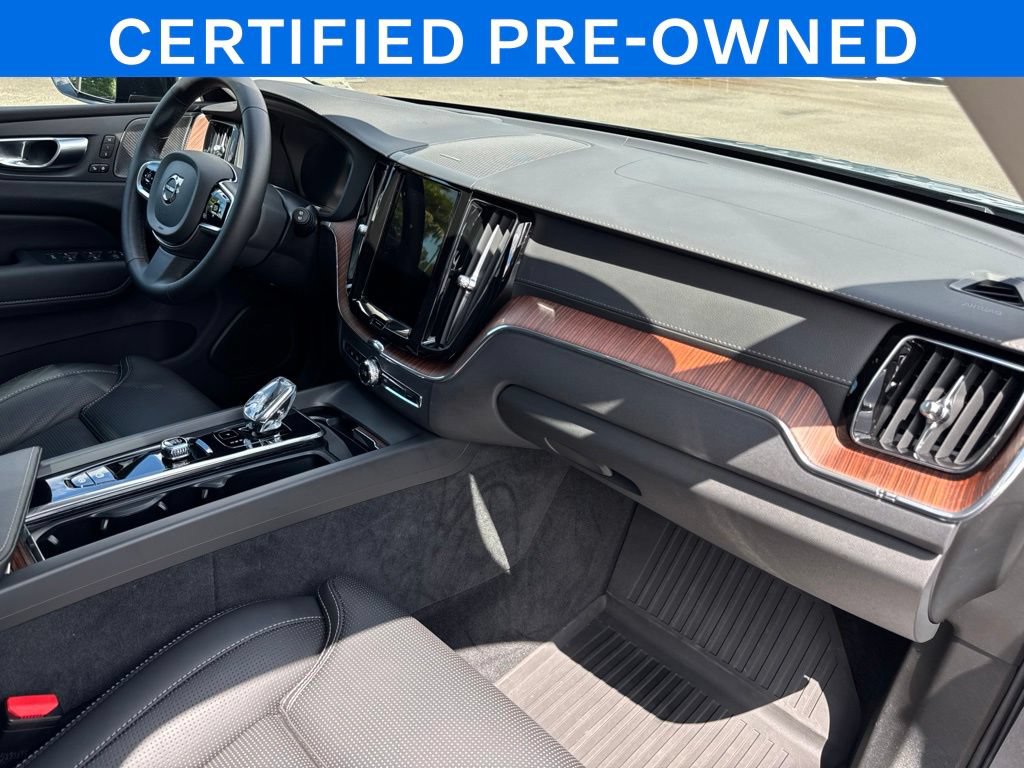 Certified 2023 Volvo XC60 T8 Ultimate AWD/4WD image 21