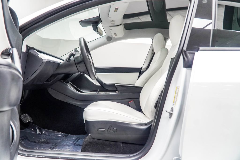 Used 2020 Tesla Model Y Long Range AWD/4WD image 29