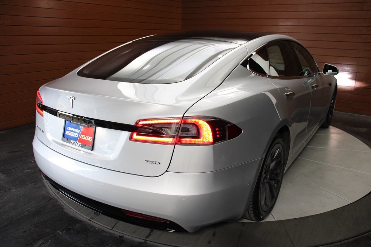 Used 2018 Tesla Model S 75D AWD/4WD image 17