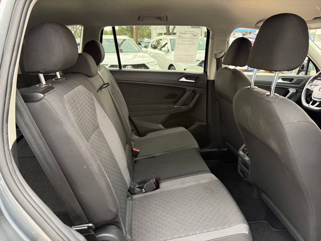 Used 2020 Volkswagen Tiguan S w/ 3rd Row Seat Package AWD/4WD image 16