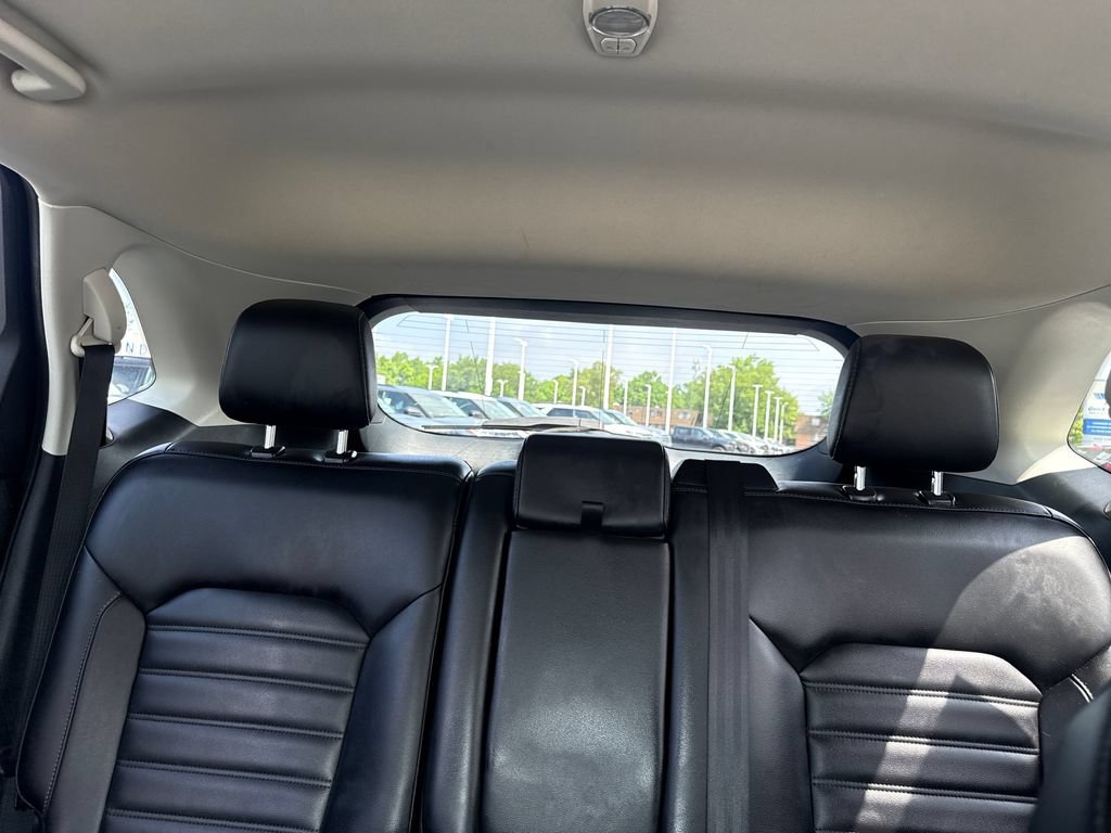 Used 2019 Ford Edge SEL w/ Equipment Group 201A AWD/4WD image 36