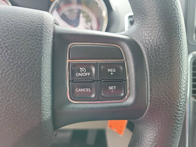 Used 2012 Dodge Grand Caravan SXT FWD image 24