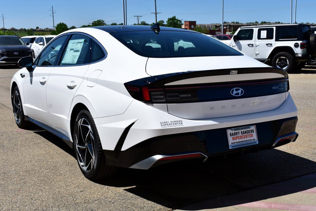 New 2025 Hyundai Sonata SEL image 4