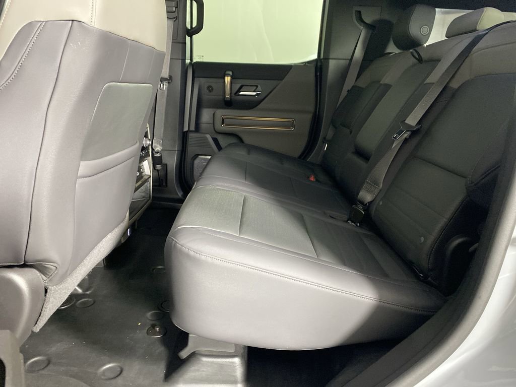 Used 2025 GMC Hummer EV 2X image 27