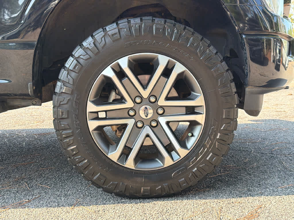 Used 2022 Ford F150 XL w/ STX Appearance Package AWD/4WD image 12