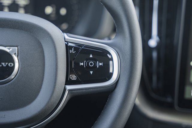 New 2026 Volvo XC60 B5 Plus w/ Protection Package Premier image 28