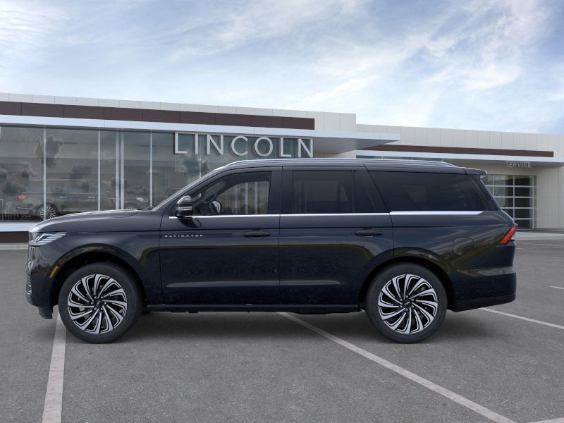 New 2026 Lincoln Navigator Black Label image 3