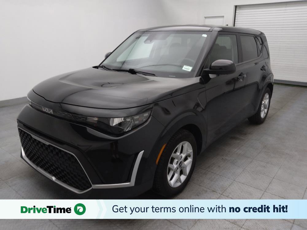 Used 2023 Kia Soul LX w/ LX Technology Package image 1