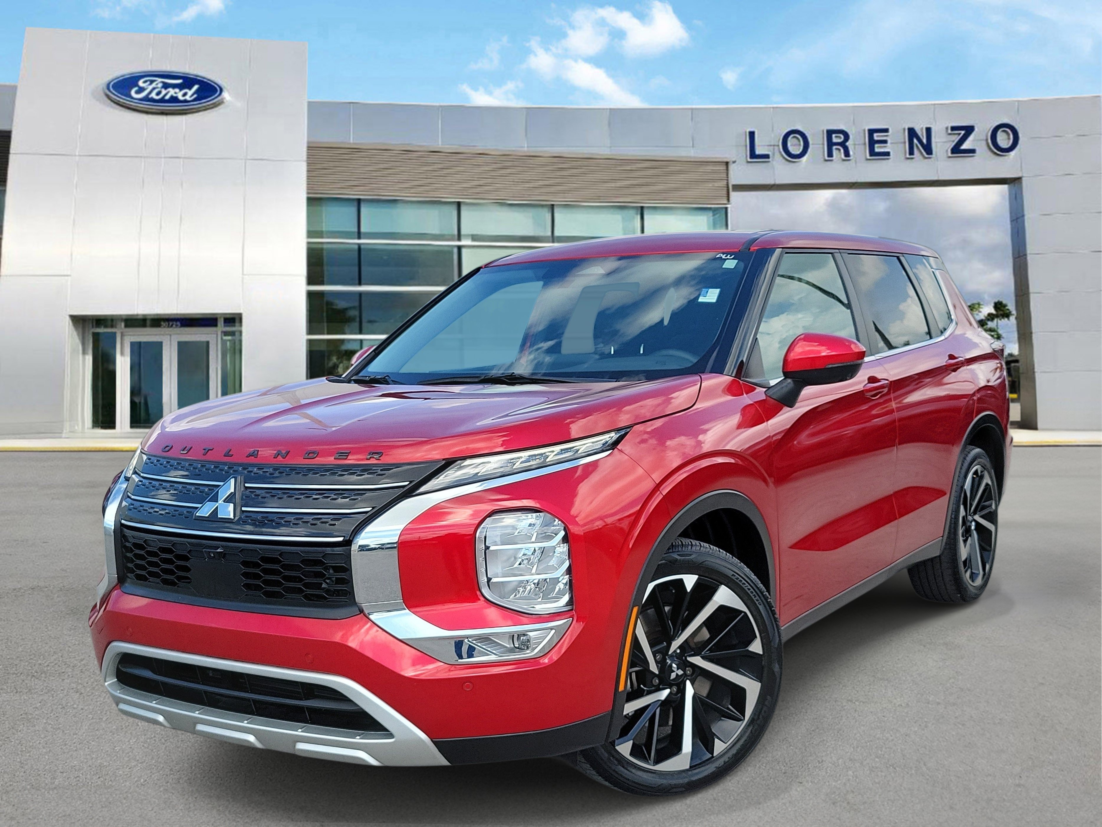 Used 2024 Mitsubishi Outlander SE
