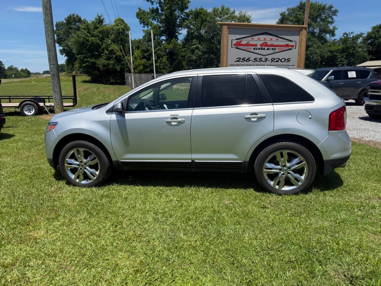 Used 2012 Ford Edge Limited FWD image 12