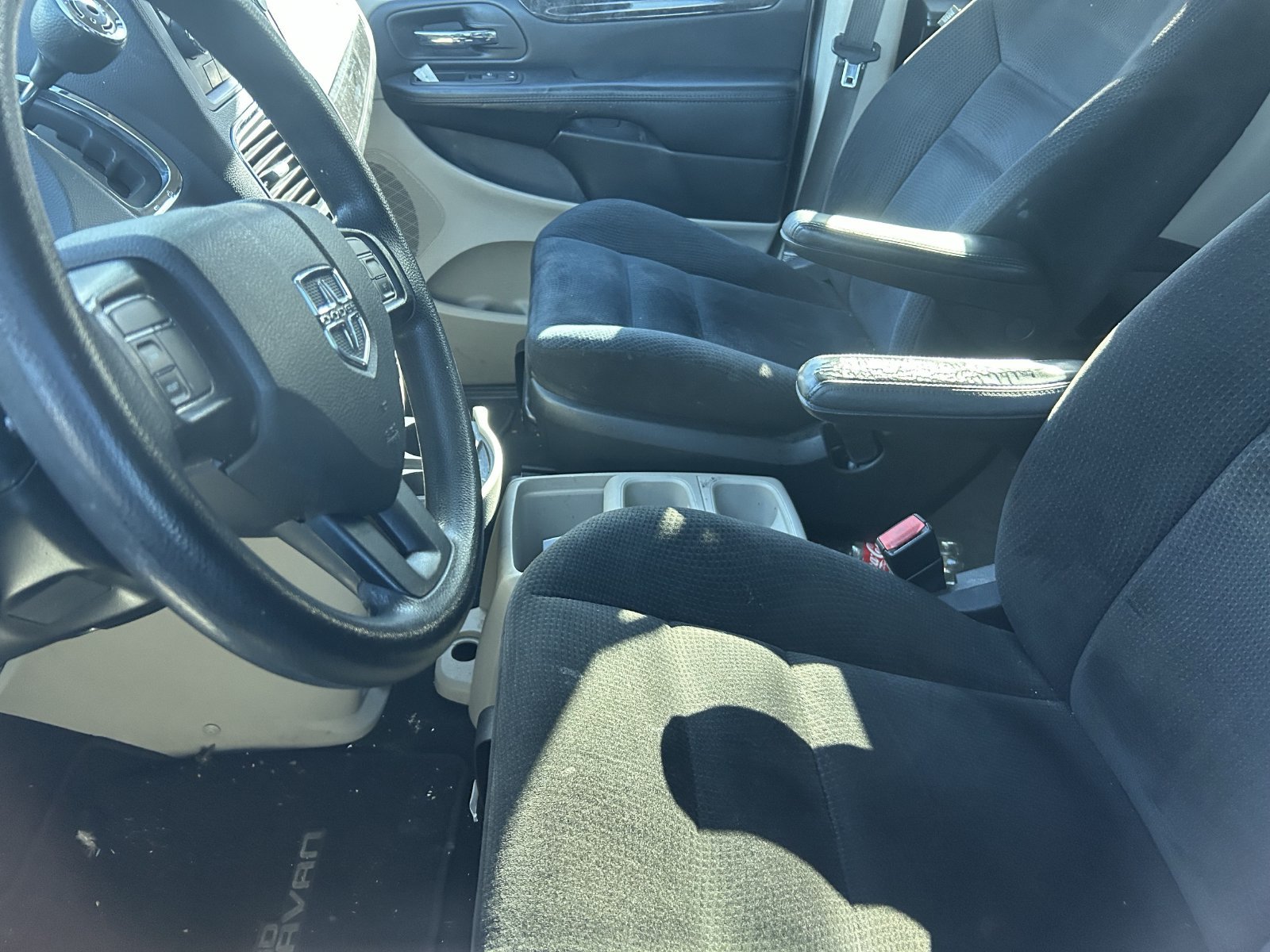 Used 2015 Dodge Grand Caravan SE w/ Quick Order Package 29E SE FWD image 11