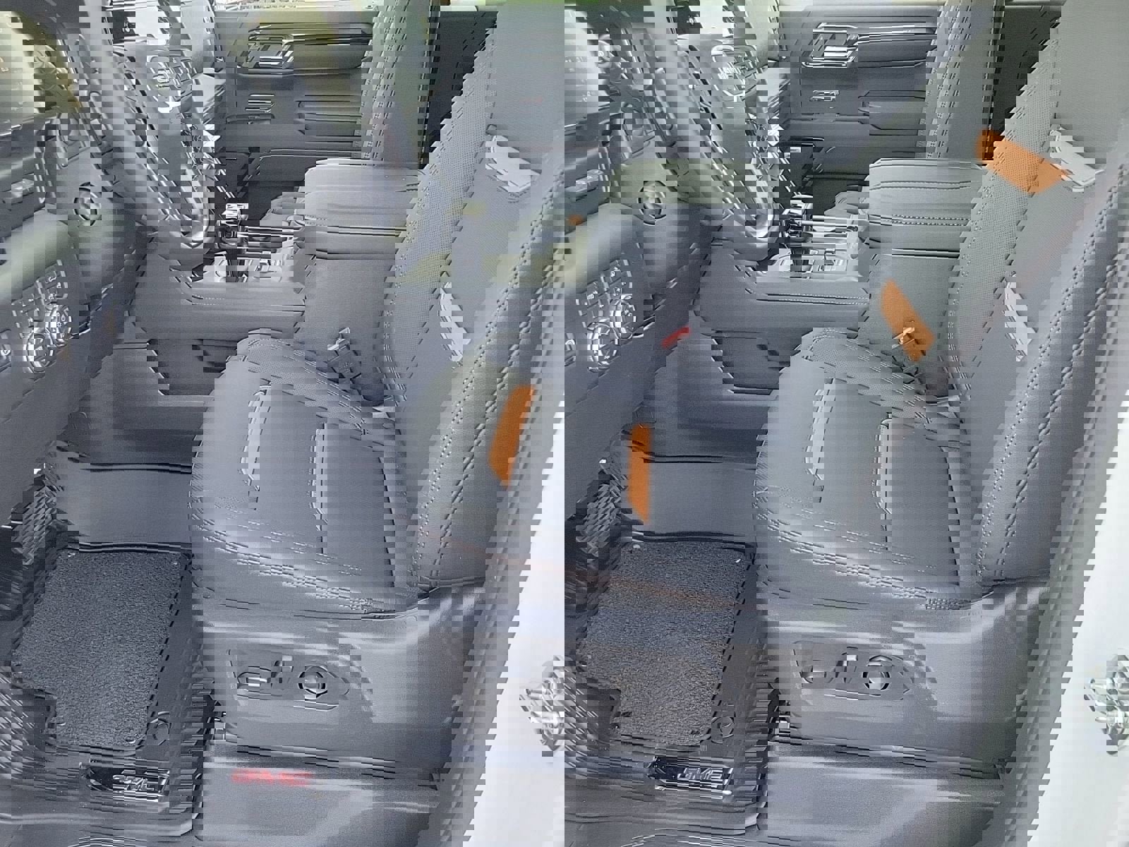 New 2026 GMC Sierra 1500 AT4 w/ AT4 Premium Package AWD/4WD image 11