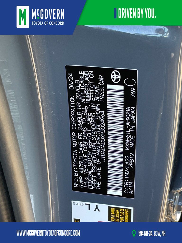 Used 2024 Toyota Prius Prime FWD image 36