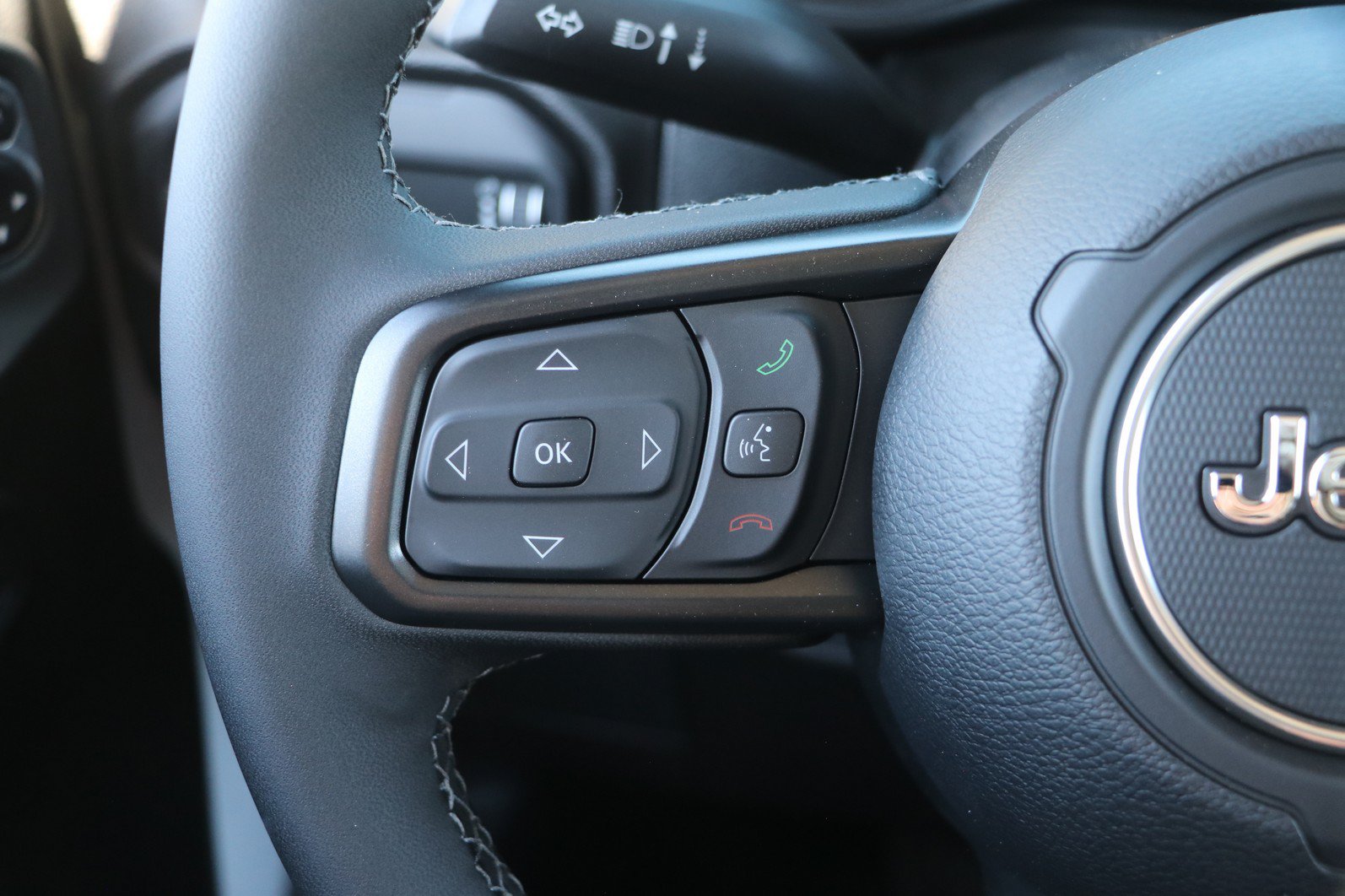 New 2026 Jeep Gladiator Mojave AWD/4WD image 17