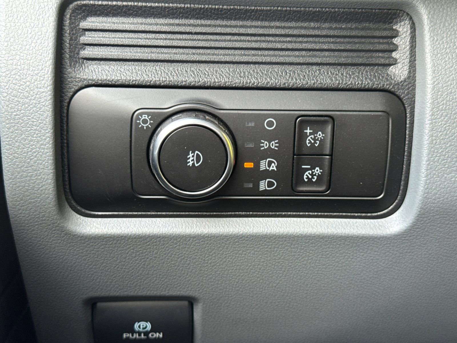 New 2026 Ford F350 XL w/ XL Chrome Package image 25