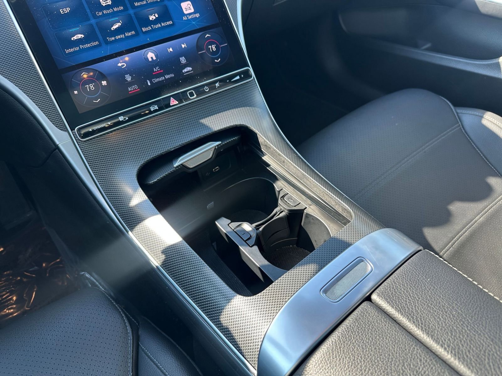 Used 2024 Mercedes-Benz C 300 4MATIC Sedan image 40