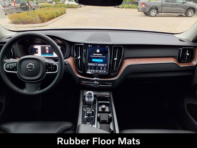Used 2023 Volvo XC60 B5 Ultimate w/ Climate Package FWD image 14