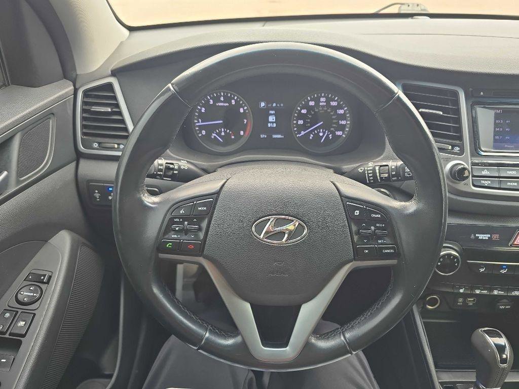 Used 2016 Hyundai Tucson Sport image 14