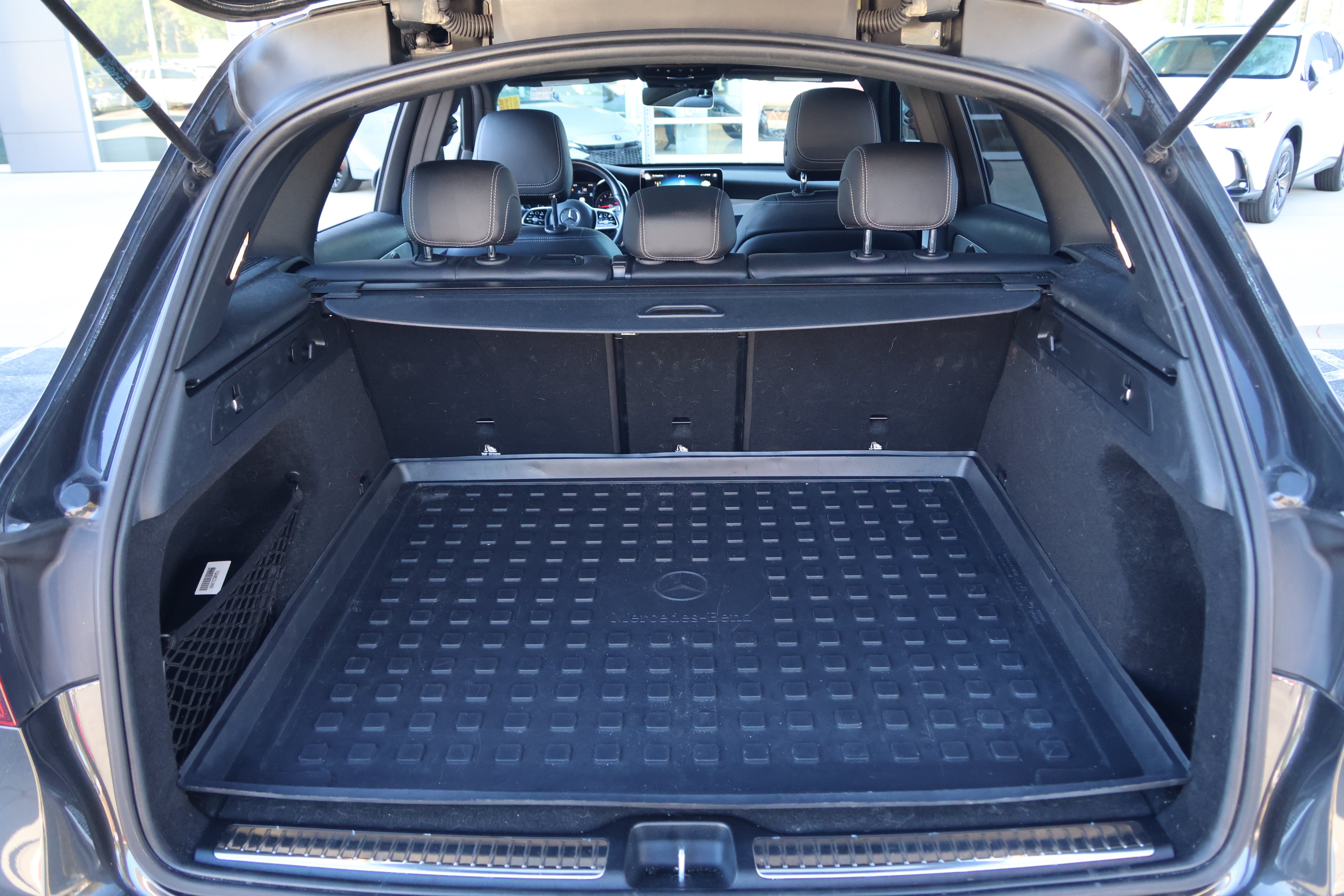 Used 2022 Mercedes-Benz GLC 300 image 34