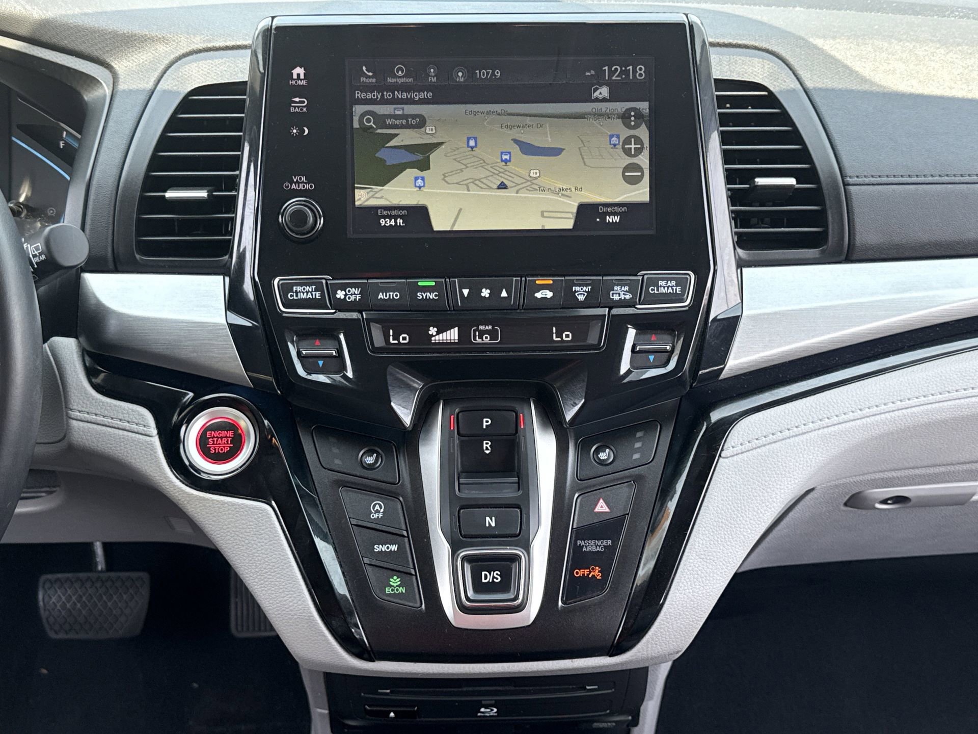 Used 2023 Honda Odyssey Touring image 4