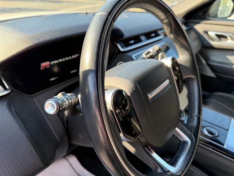 Used 2018 Land Rover Range Rover Velar R-Dynamic SE image 26