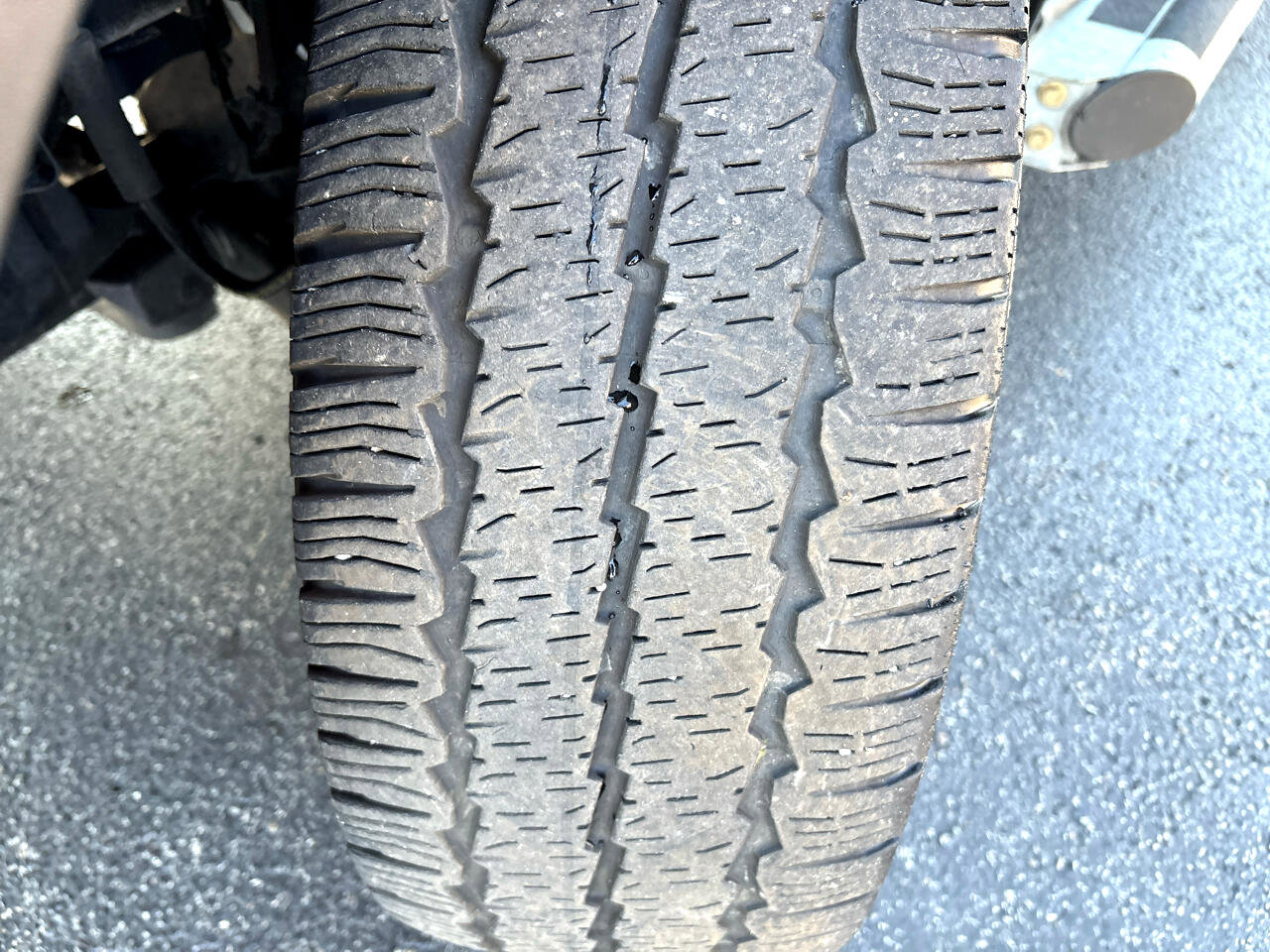 Used 2024 Ford Transit 250 Low Roof w/ Exterior Upgrade Package image 10