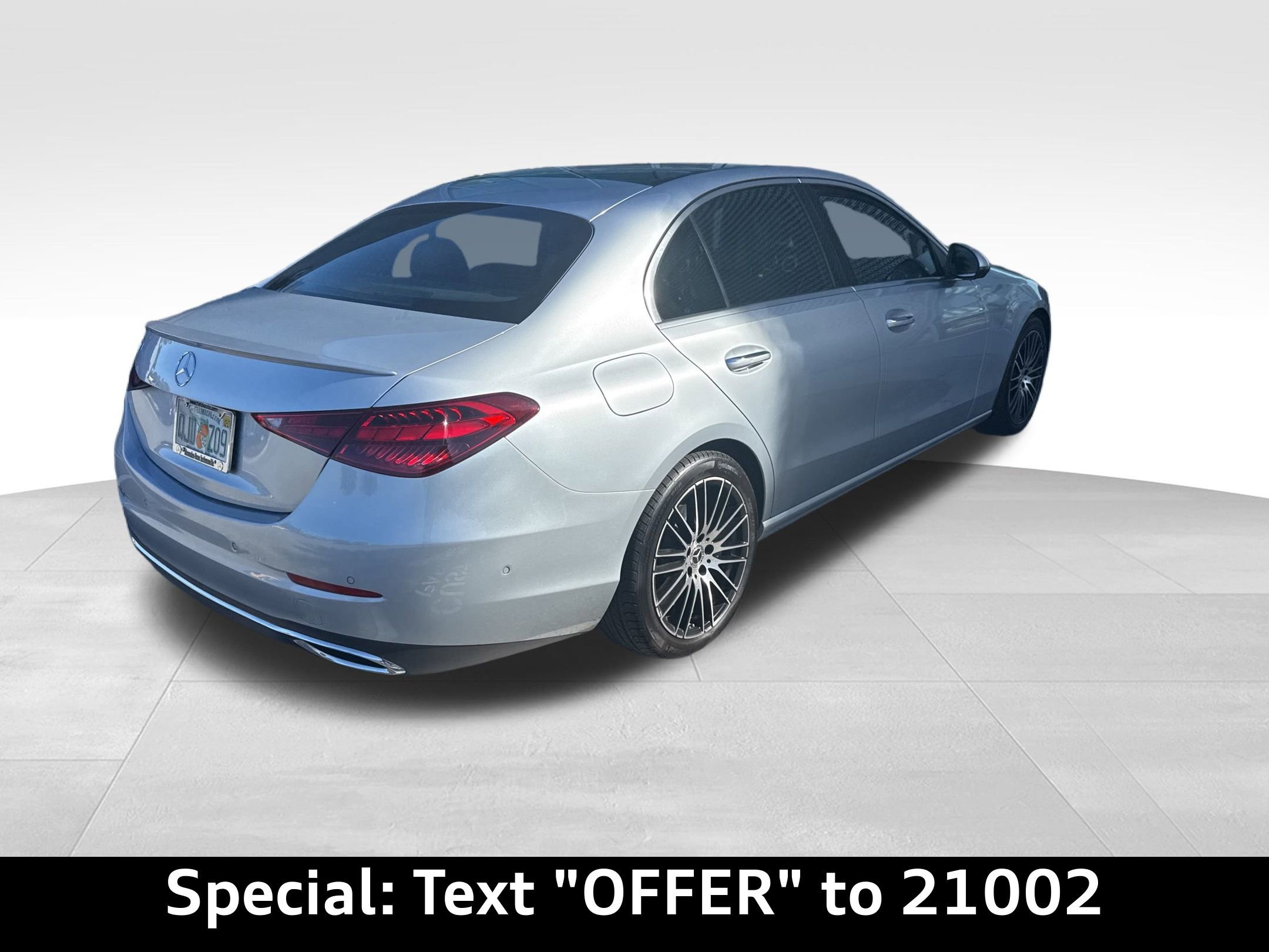 Used 2023 Mercedes-Benz C 300 Sedan image 3