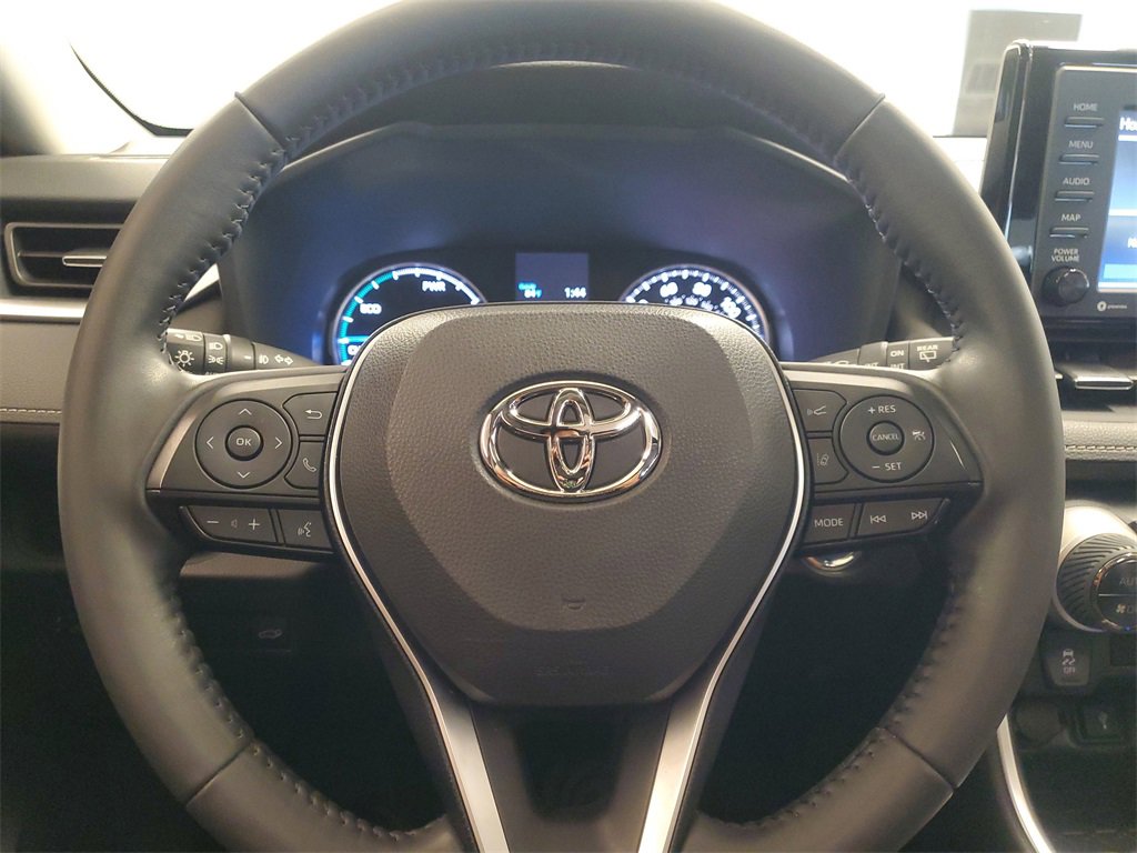 Certified 2022 Toyota RAV4 XLE Premium image 23