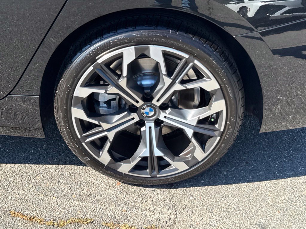 Used 2026 BMW 330i Sedan w/ Premium Package RWD image 16
