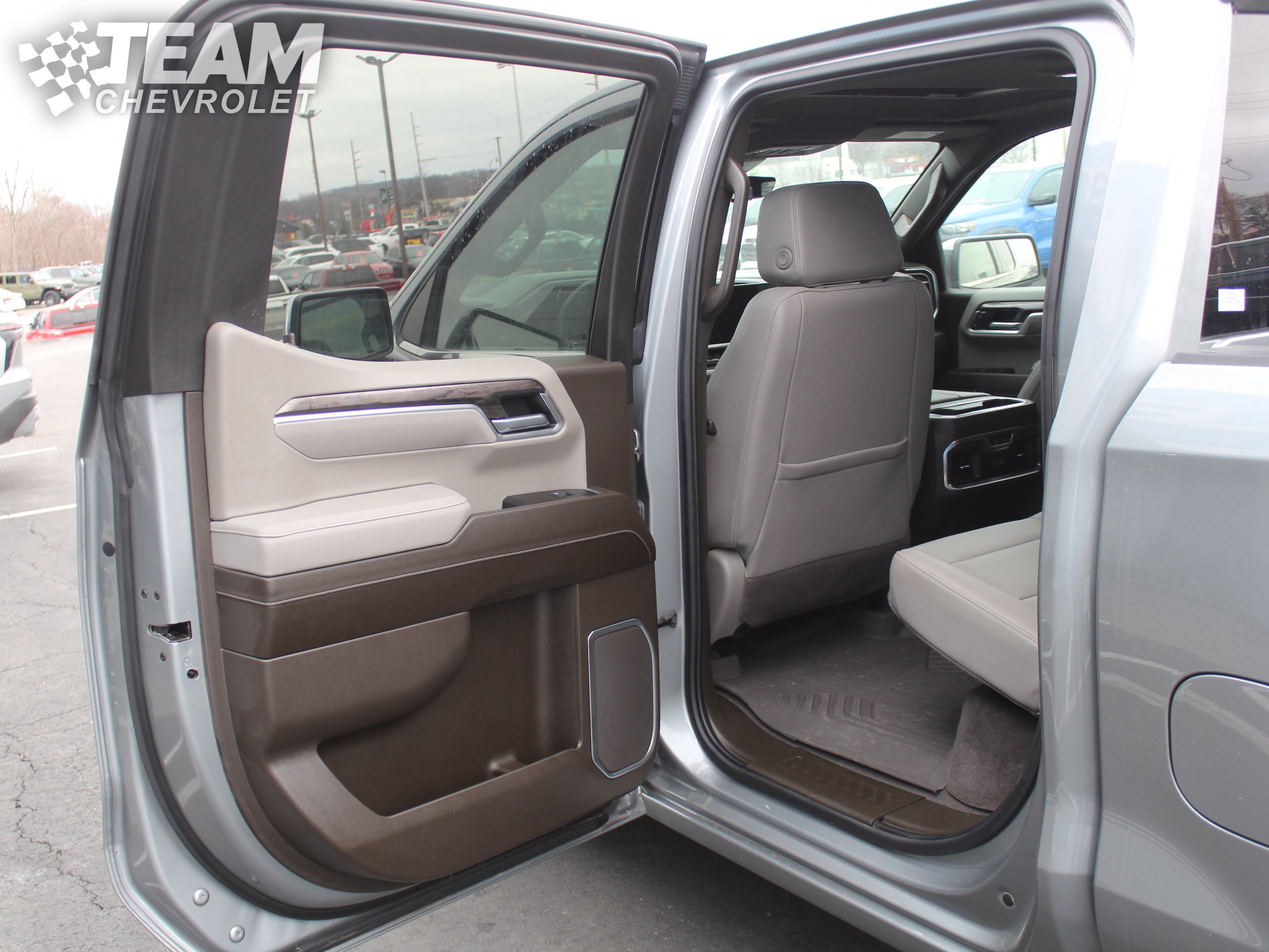 Certified 2025 Chevrolet Silverado 1500 LTZ w/ LTZ Premium Texas Edition image 20