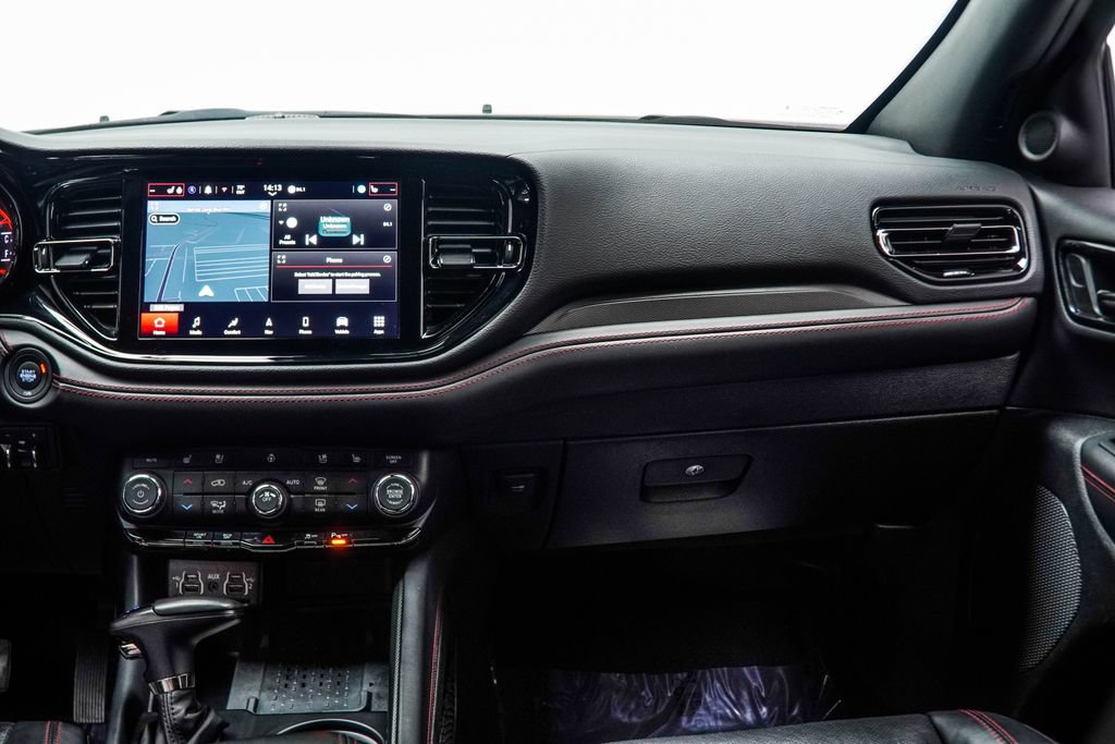 Used 2025 Dodge Durango R/T AWD/4WD image 19