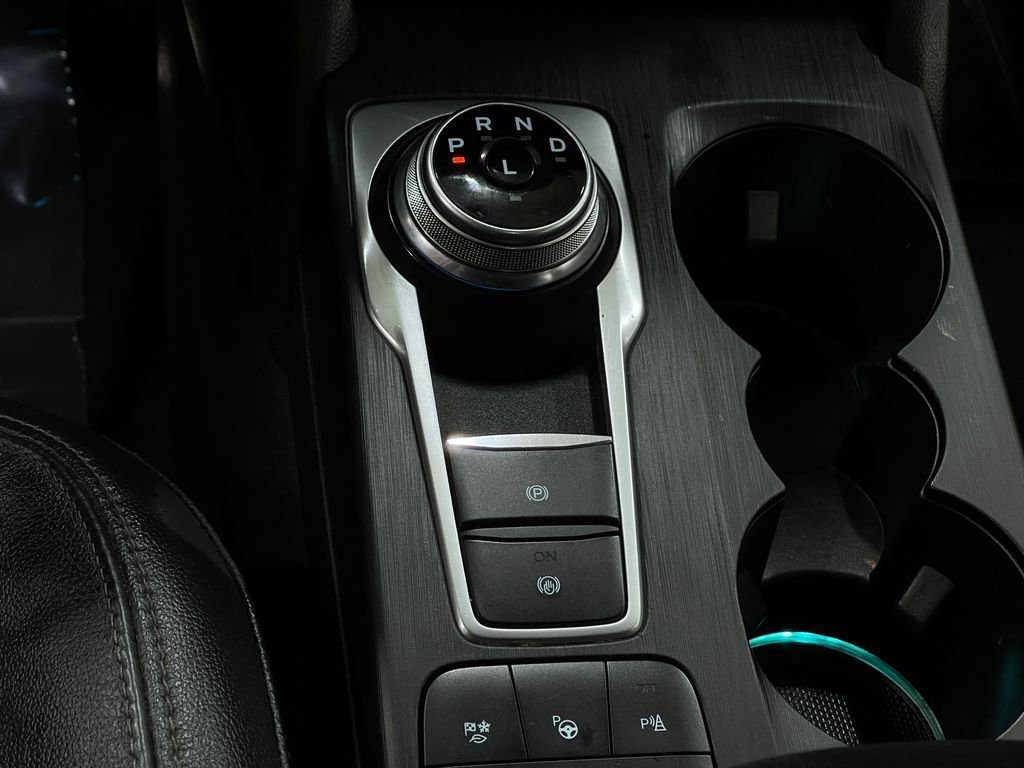 Used 2020 Ford Escape Titanium w/ Titanium Premium Package 2.0 image 30