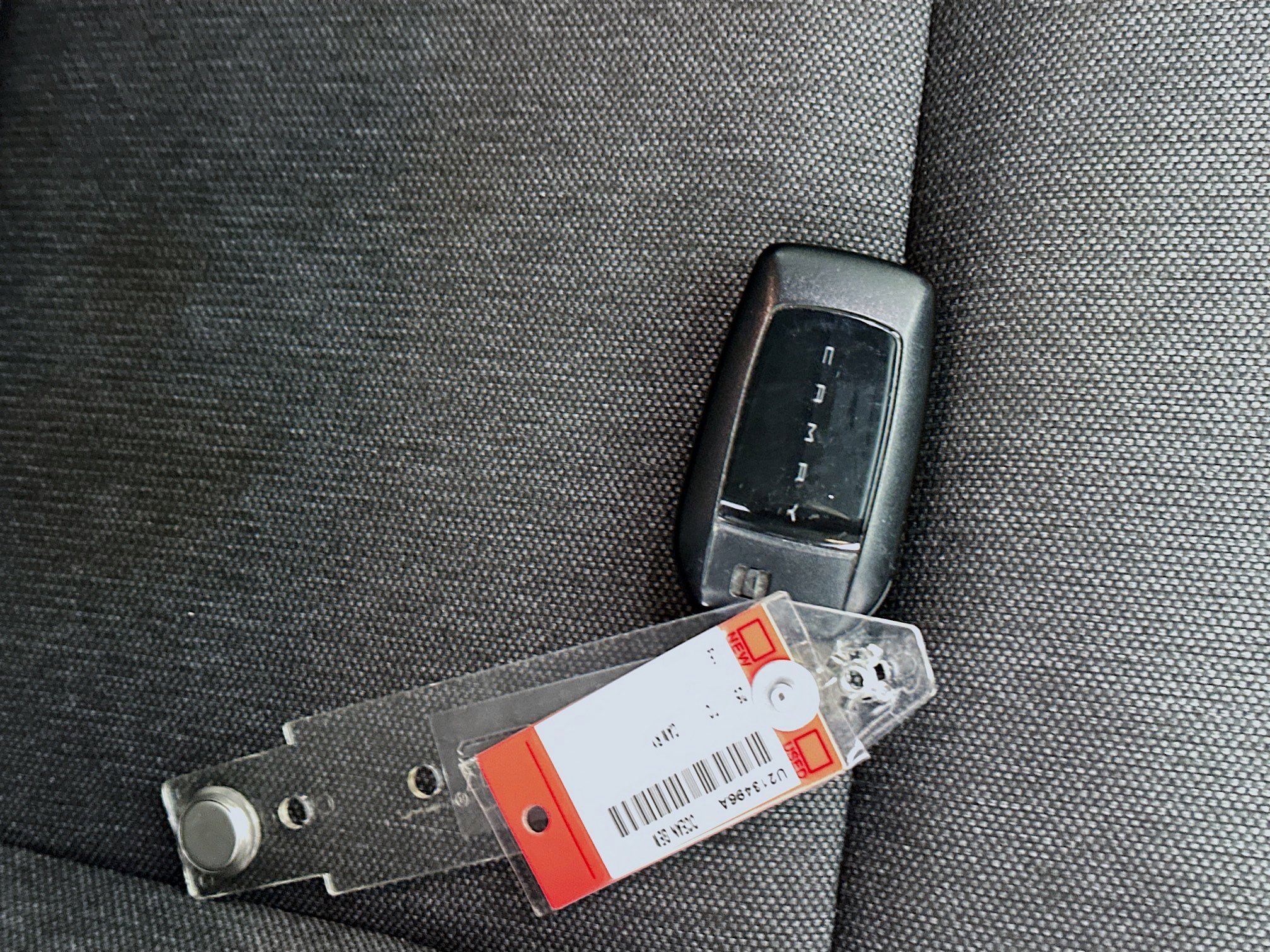 Used 2025 Toyota Camry LE image 33