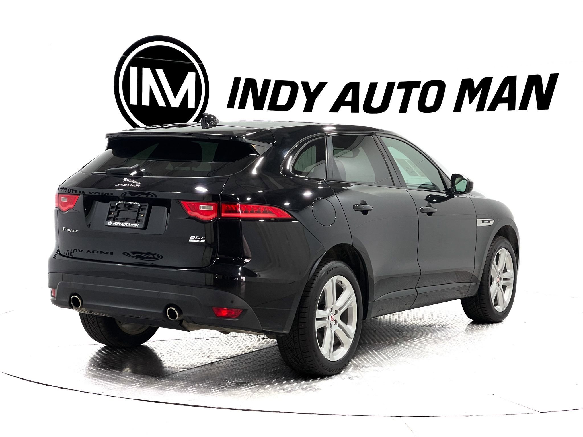 Used 2017 Jaguar F-PACE R-Sport AWD/4WD image 4