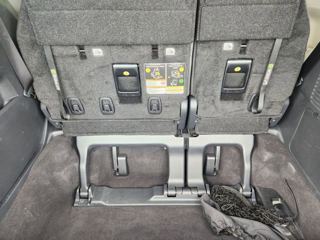 Used 2025 Toyota Sienna Limited image 36