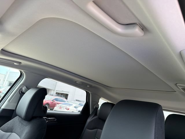 New 2026 Kia Sportage SX FWD image 16