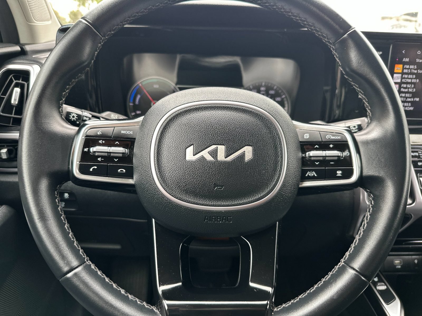 Certified 2023 Kia Sorento EX FWD image 33
