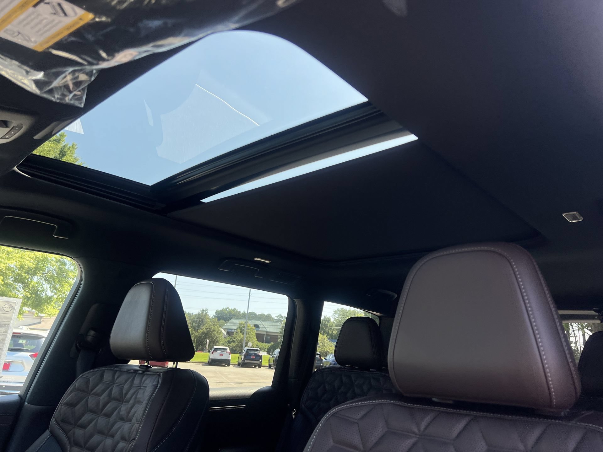 New 2026 Nissan Armada Platinum AWD/4WD image 11