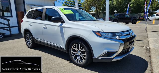 Used 2017 Mitsubishi Outlander ES