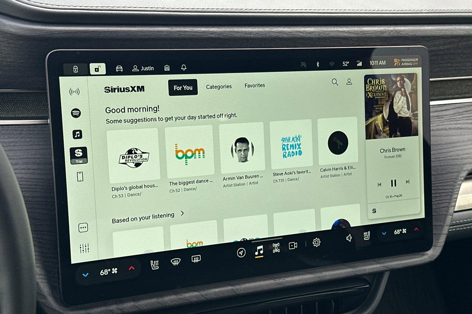 Used 2024 Rivian R1T Adventure image 18