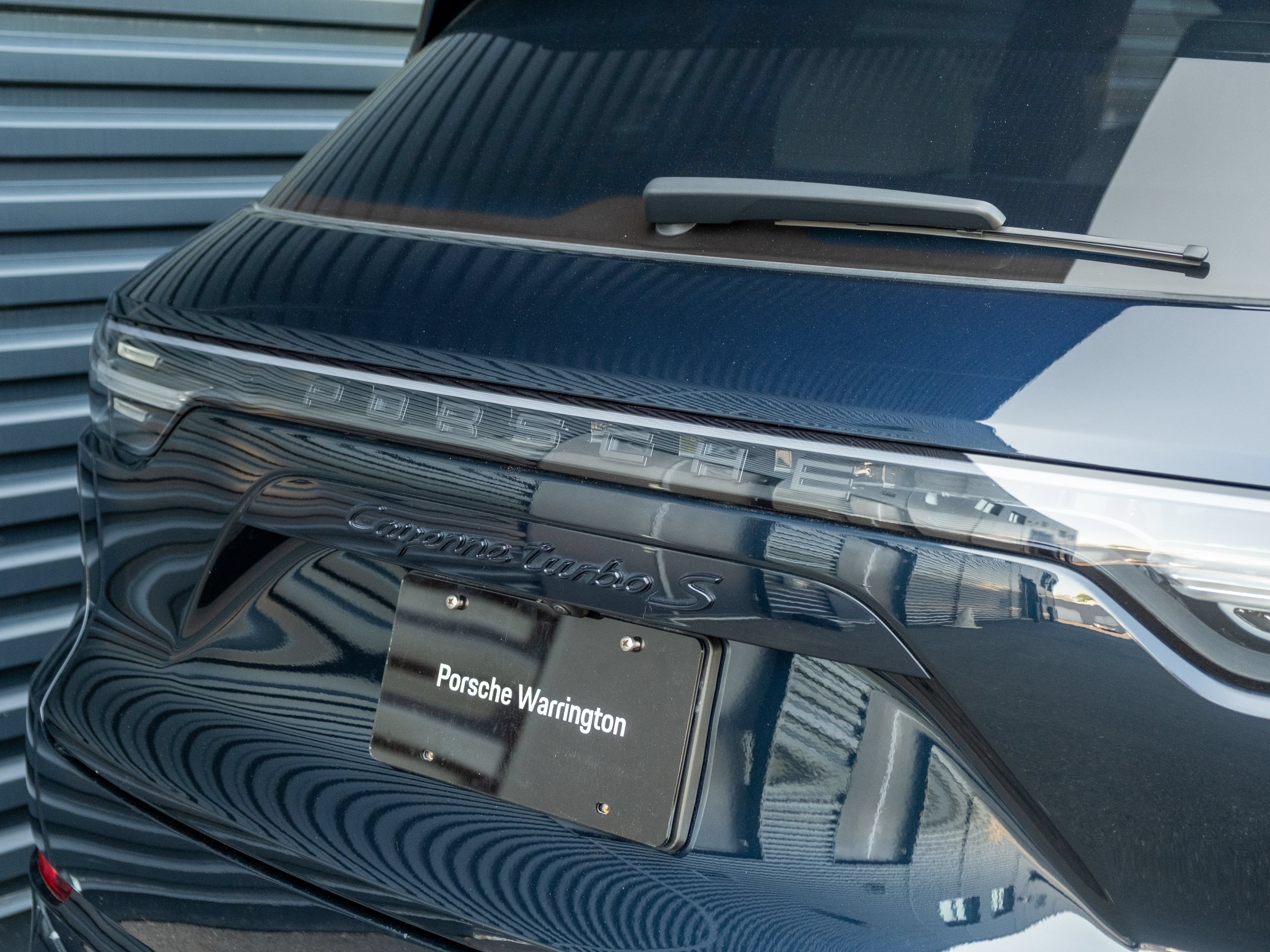 Certified 2023 Porsche Cayenne Turbo S AWD/4WD image 20